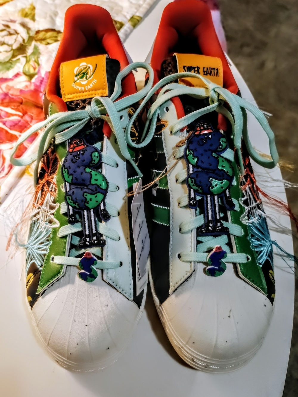 *💚🌎Adidas NWT Superstar Sean Wotherspoon Super Earth Black Kicks💚🌎* - Picture 2 of 9